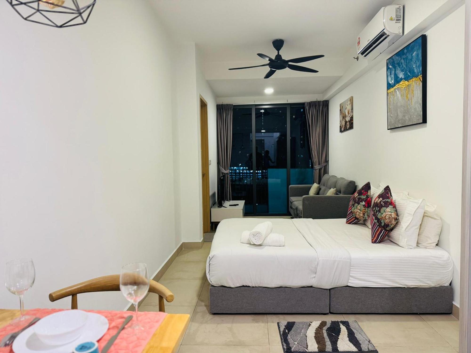 Pangsapuri The Luxe Infinitum By Travel Nation Klcc Kuala Lumpur